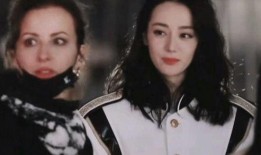 女主在娱乐圈里吃瓜,女主的吃瓜日常