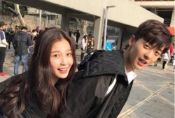 娱乐圈吃瓜文件是真的吗,真相揭秘还是无稽之谈？