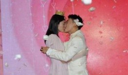 娱乐吃瓜求婚百度云,百度云见证浪漫瞬间